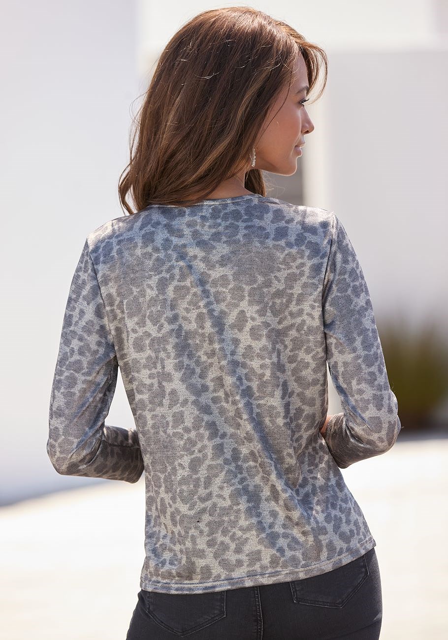 keyhole 3/4 sleeve top