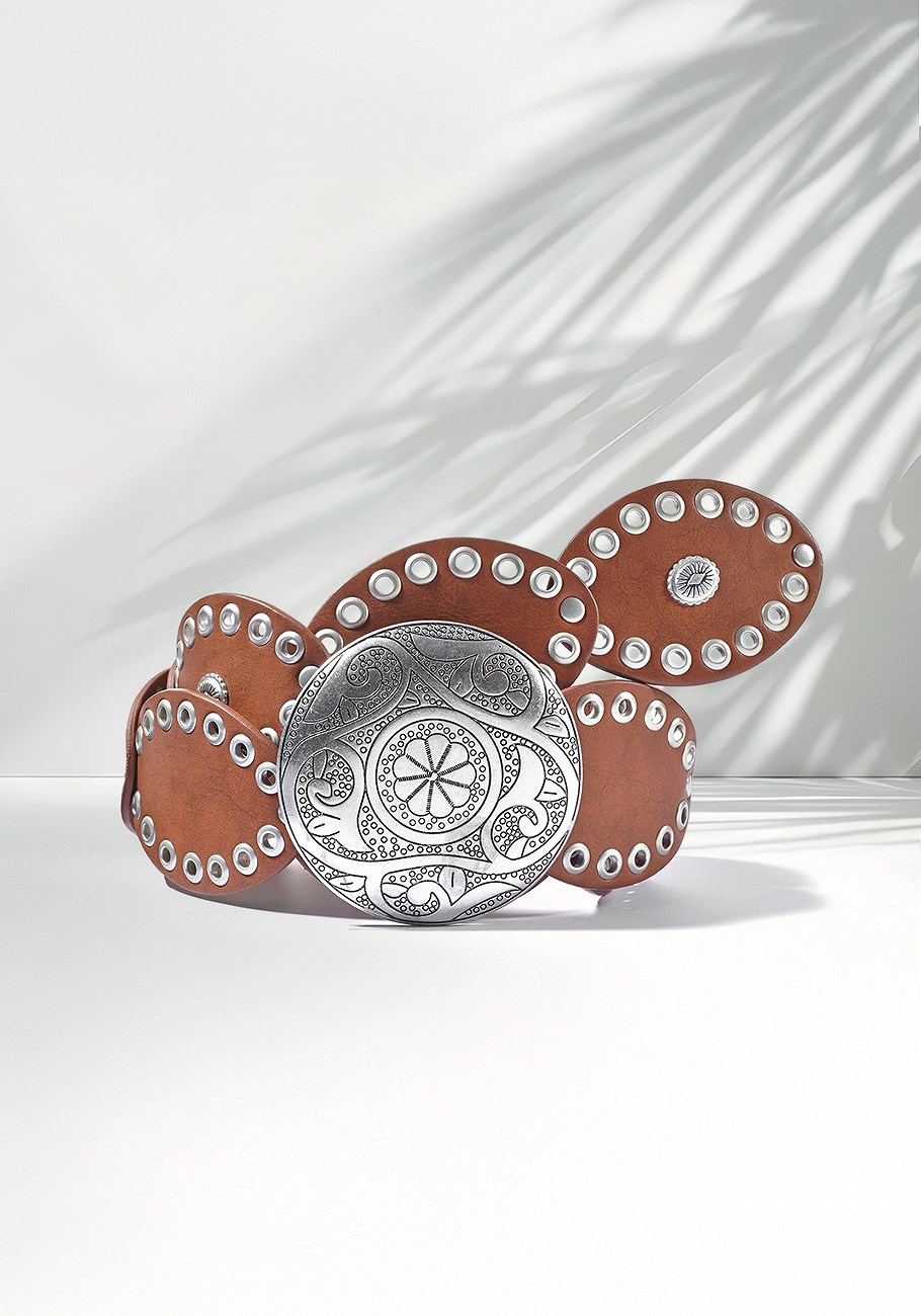 embellished round buckle belt