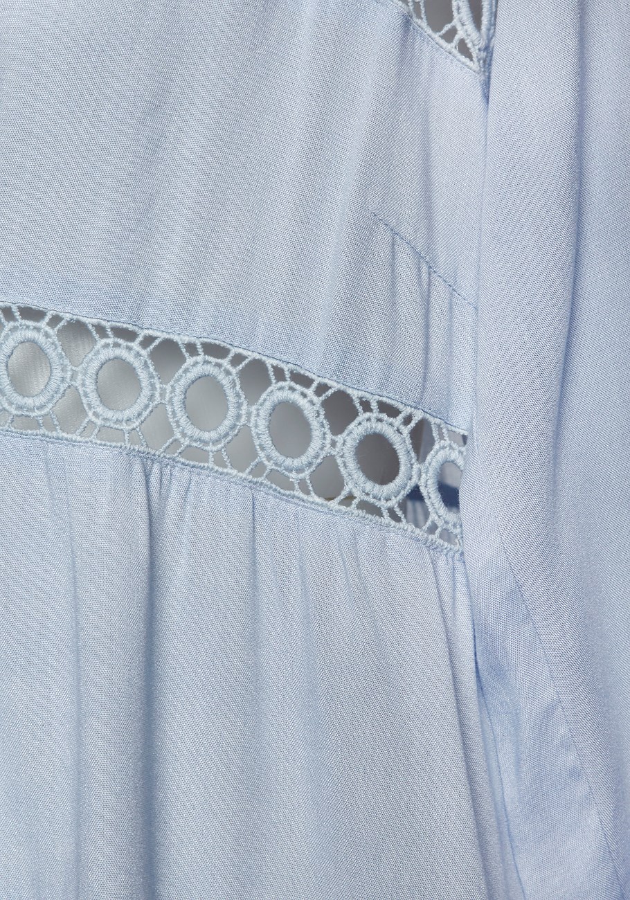 flowy flared sleeve dress 20 flowy flared sleeve dress